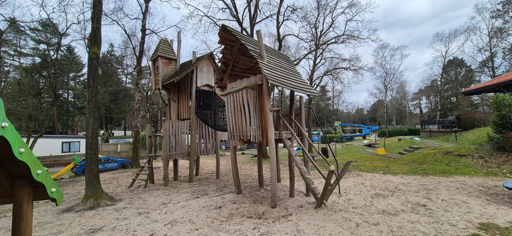 Het Veluwse Boshuisje Knus Chalet Met Omheinde Tuin Op De Veluwe Hoenderloo Exteriör bild