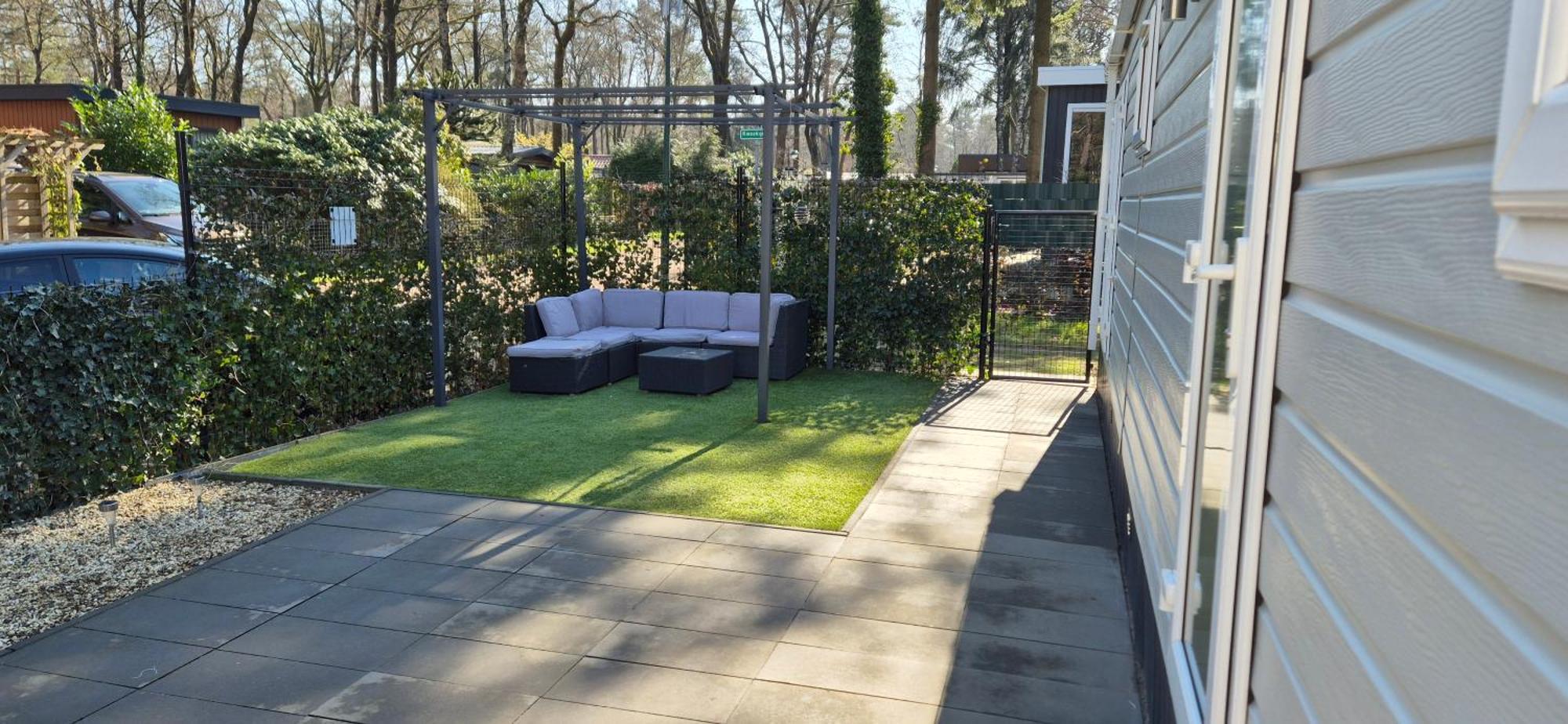 Het Veluwse Boshuisje Knus Chalet Met Omheinde Tuin Op De Veluwe Hoenderloo Exteriör bild
